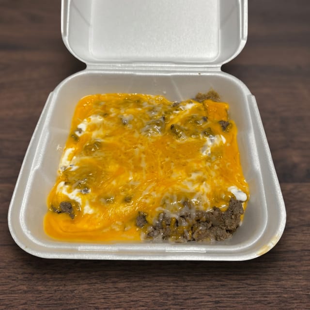 Gordo Nachos with Meat.